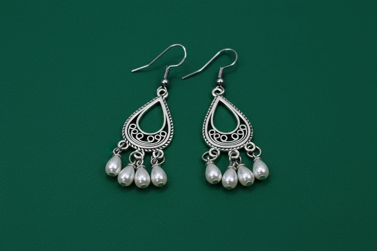 Dangle earrings